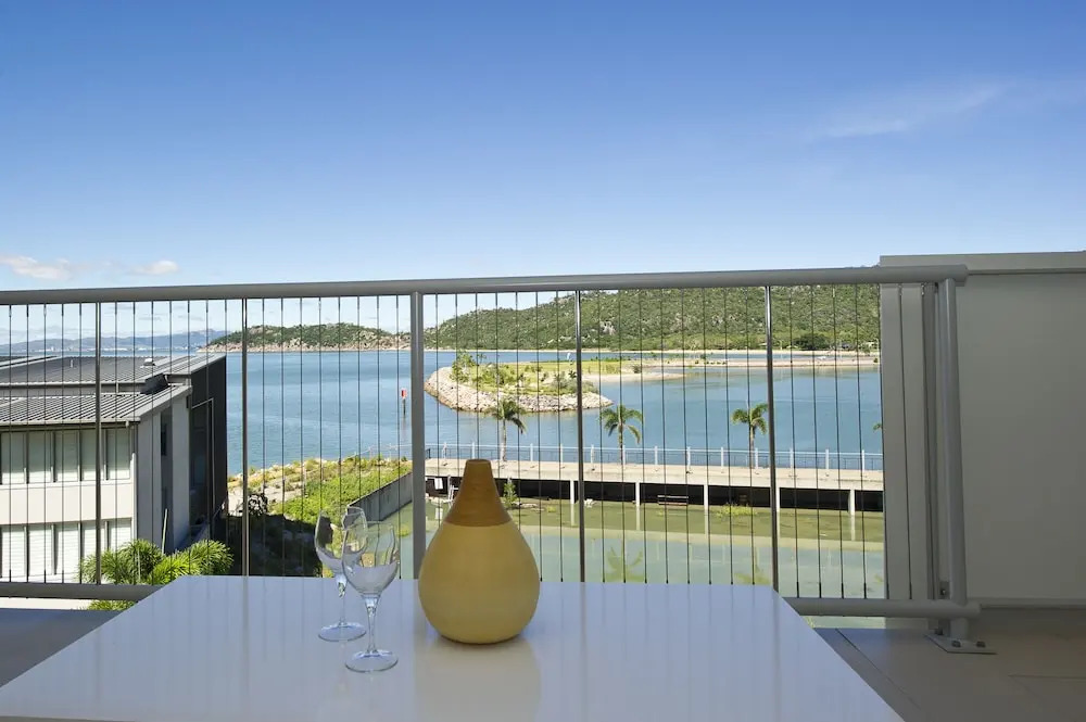 1 Bright Point Apartment 1402