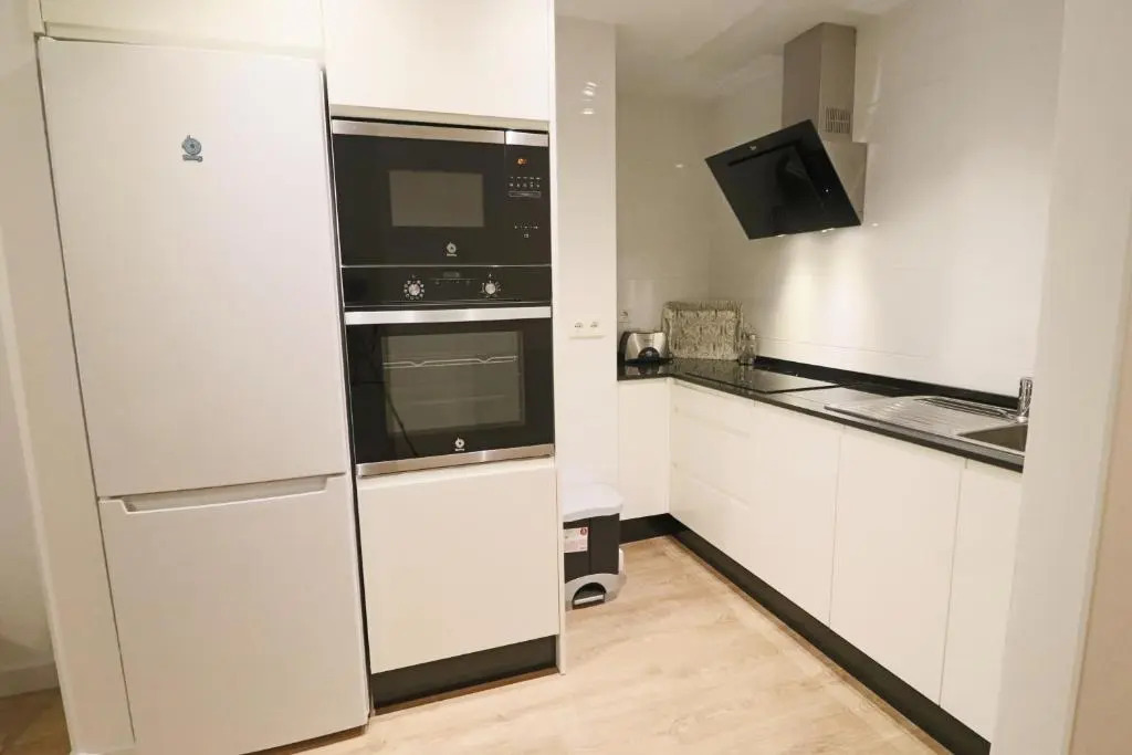 Poeta 1 Bedroom Apartment Ihaep11119