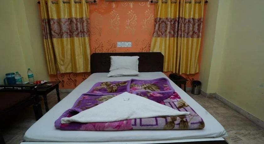 Hotel Gokul Palace