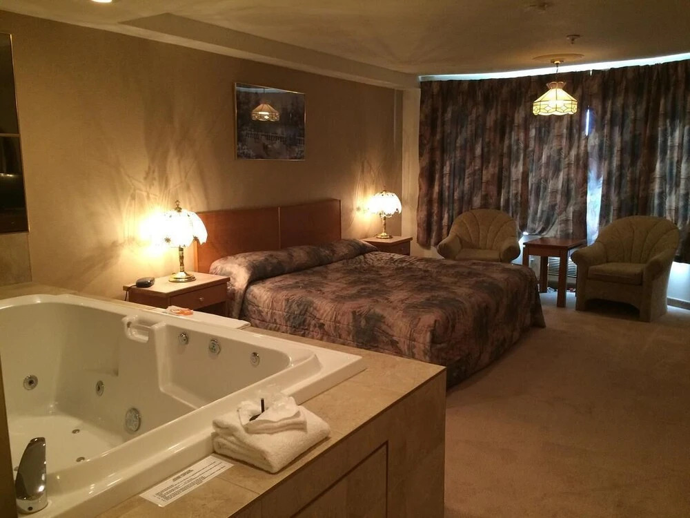 Western Budget Motel #1 & 2 Whitecourt