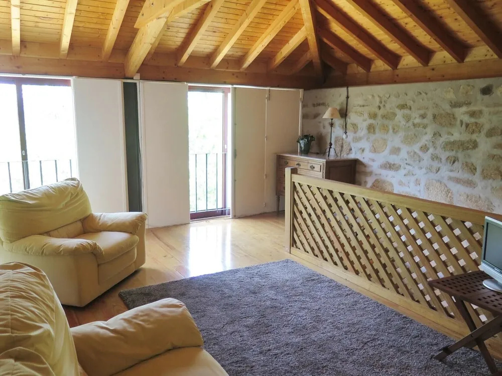 Villa with 8 Bedrooms in Póvoa de Lanhoso, with Wonderful Mountain View, Private Pool And Enclosed Garden - 35 Km From the Beach