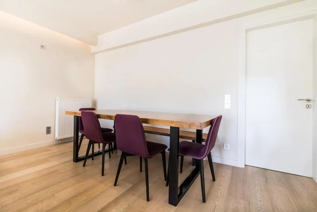 Luxury 3 Bedroom Apartment with garden in Glyfada