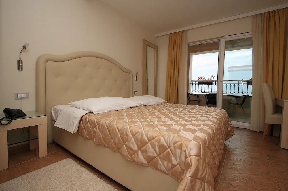 Turisticki apartmani Natalia