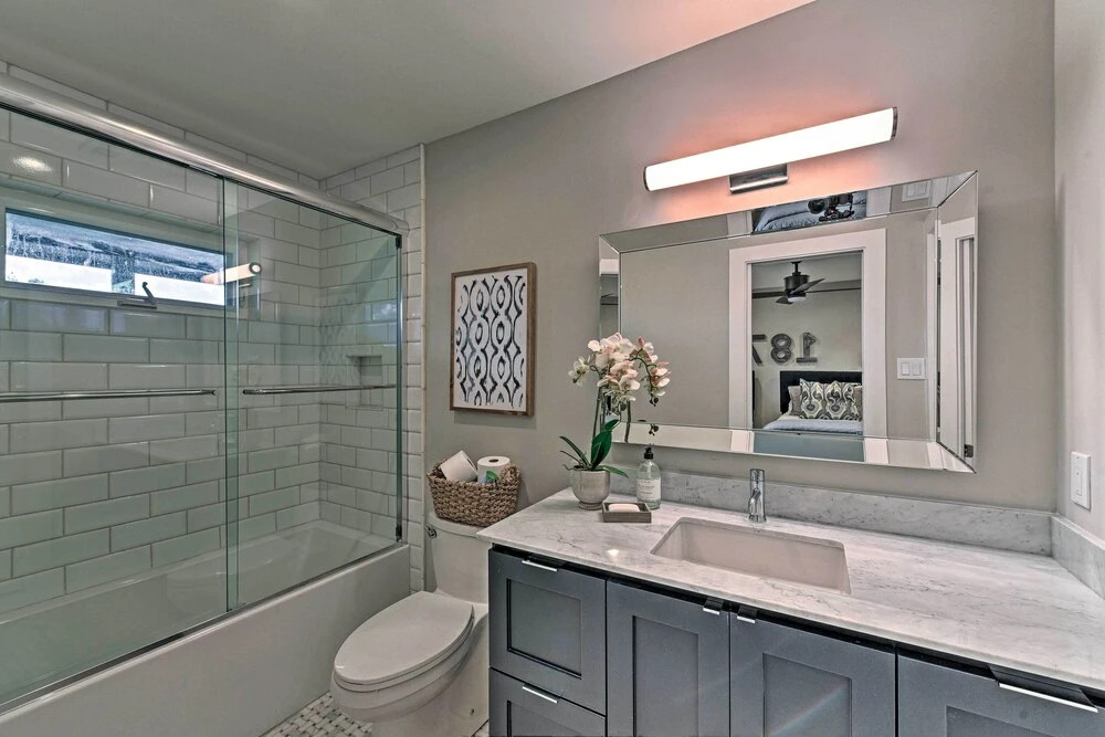 Elegant College Station Home - Walk to Texas A & M