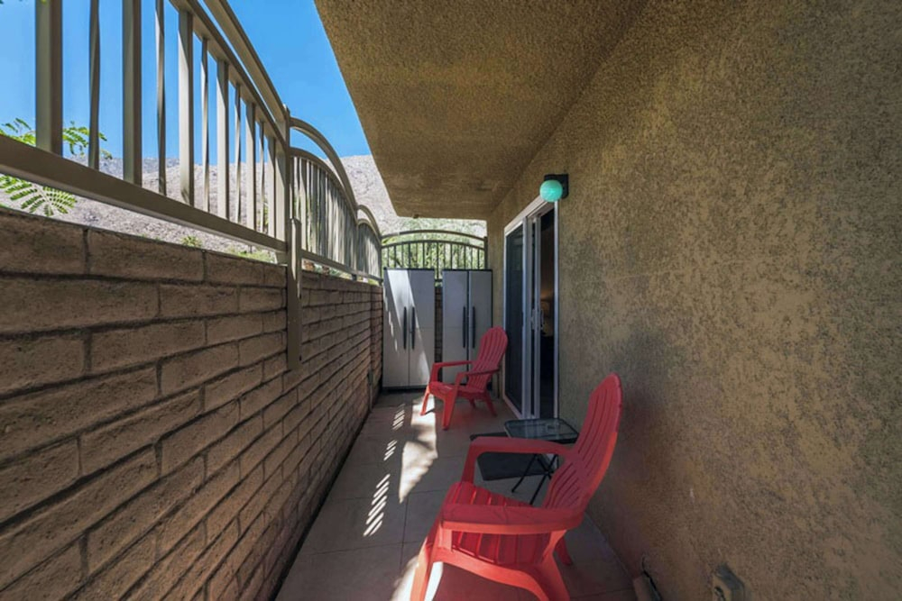 @marbella Lane-hidden Oasis 2BR Condo w/ Pools/gym