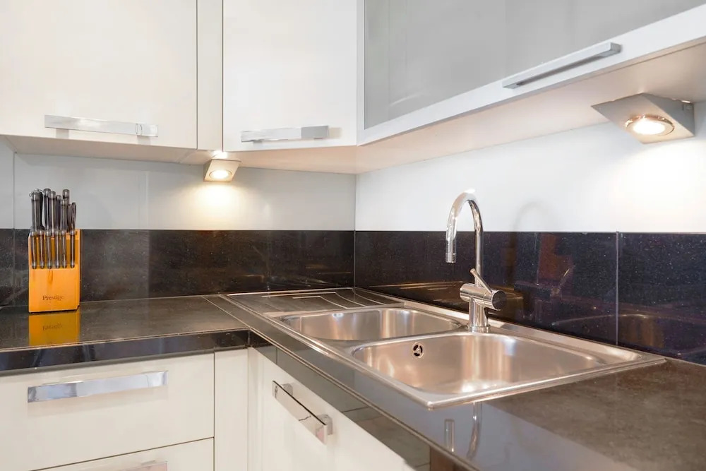 Maison Privee - Premium Apartment in the Heart of JLT