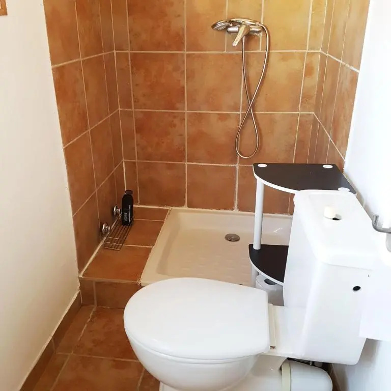 **** VERY CENTRAL Ajaccio 36 rue Fesch, cosy flat in city center pedestrian street, up to 4 people ****