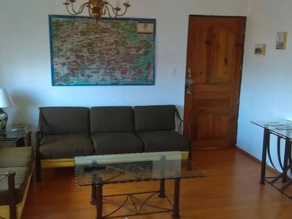 Departamento Comodo, Centrico, Estacionamiento
