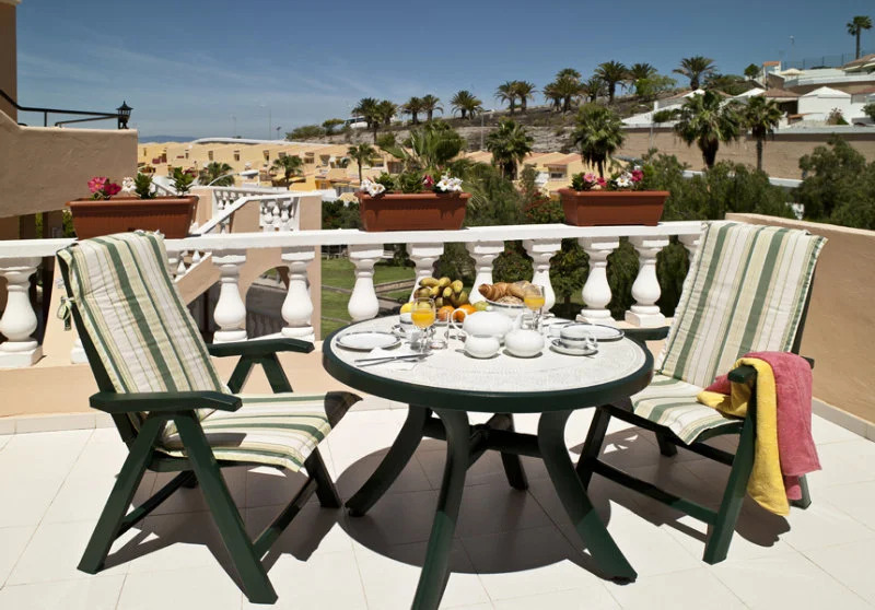 Paradise Court Suites