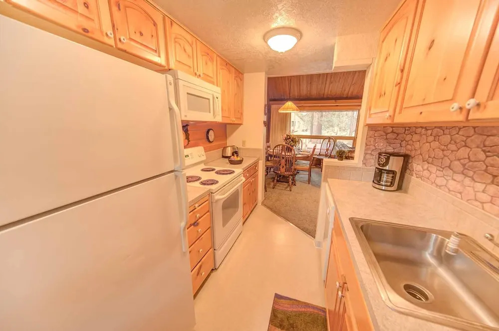 Pine Needle Lane #5 by Village Properties at Sunriver