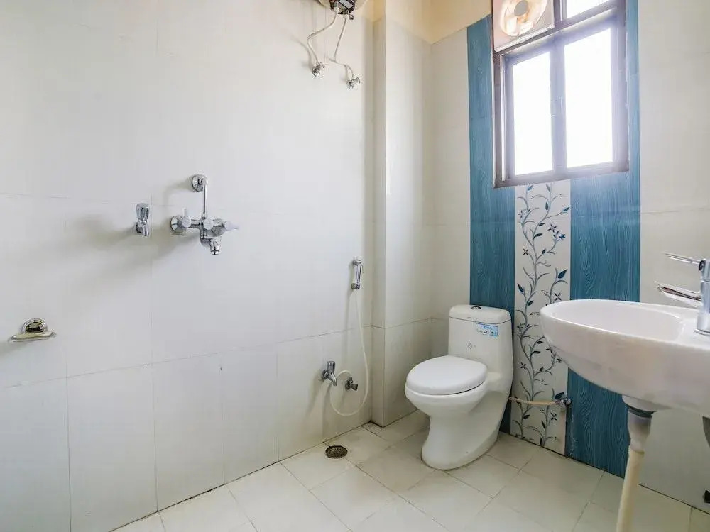 Oyo 37396 Q K Hotel