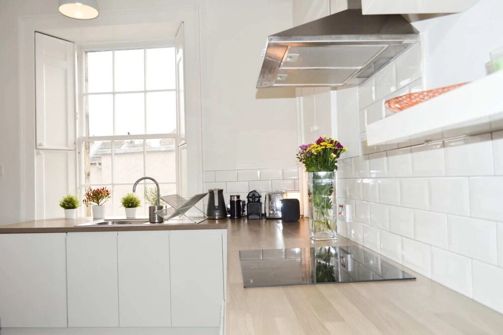 Beautiful 1 Bedroom Apartment in Stockbridge
