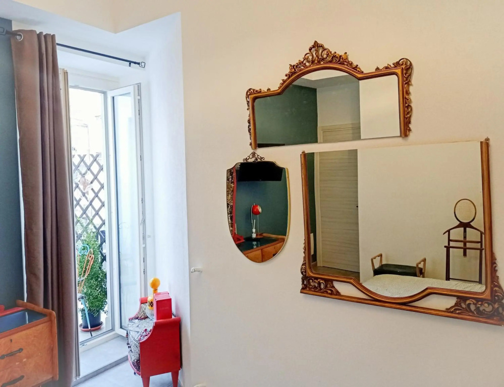 MR SQUARE apartment