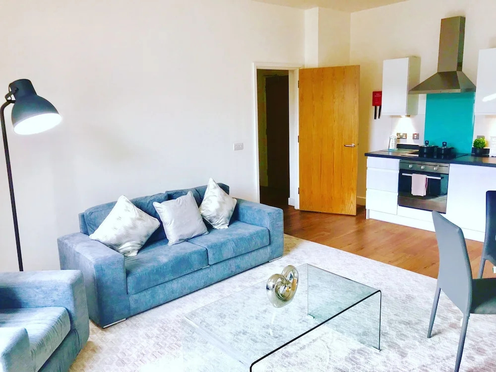 The Luxe Stay Liverpool