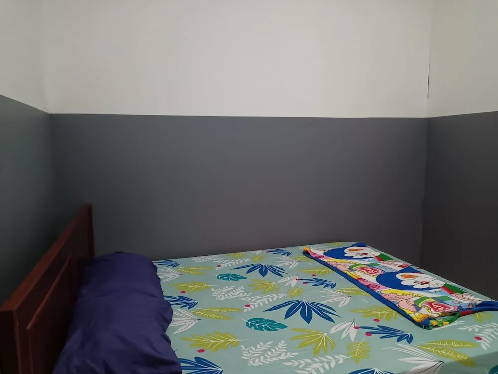 OYO 93117 Penginapan Tiga Dara