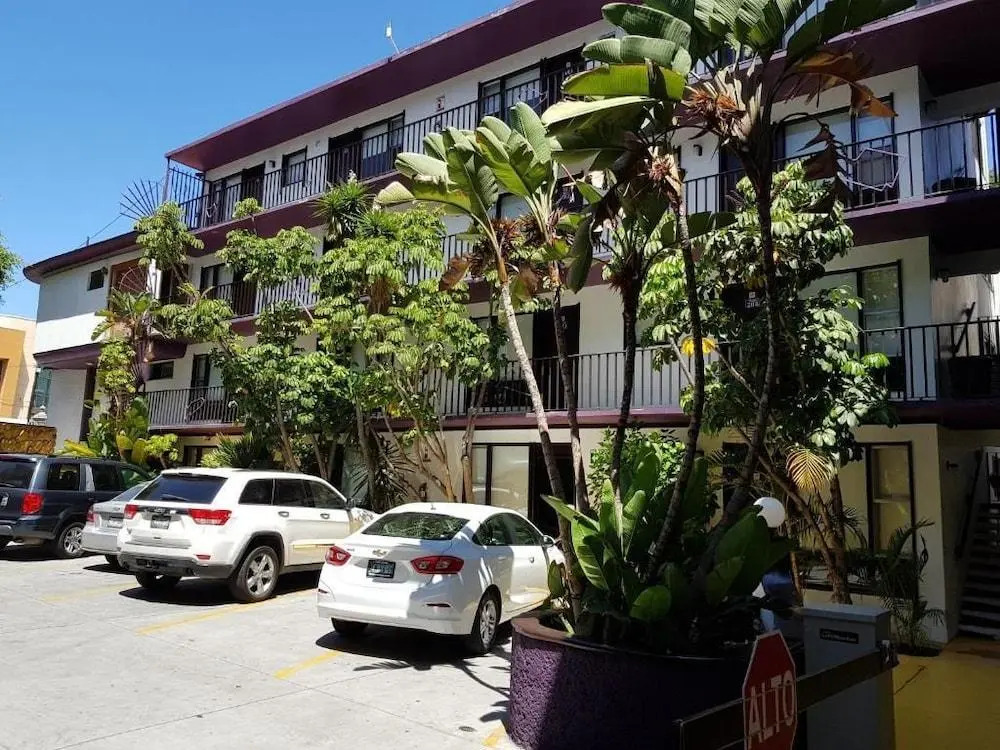 Hotel Suites Royal
