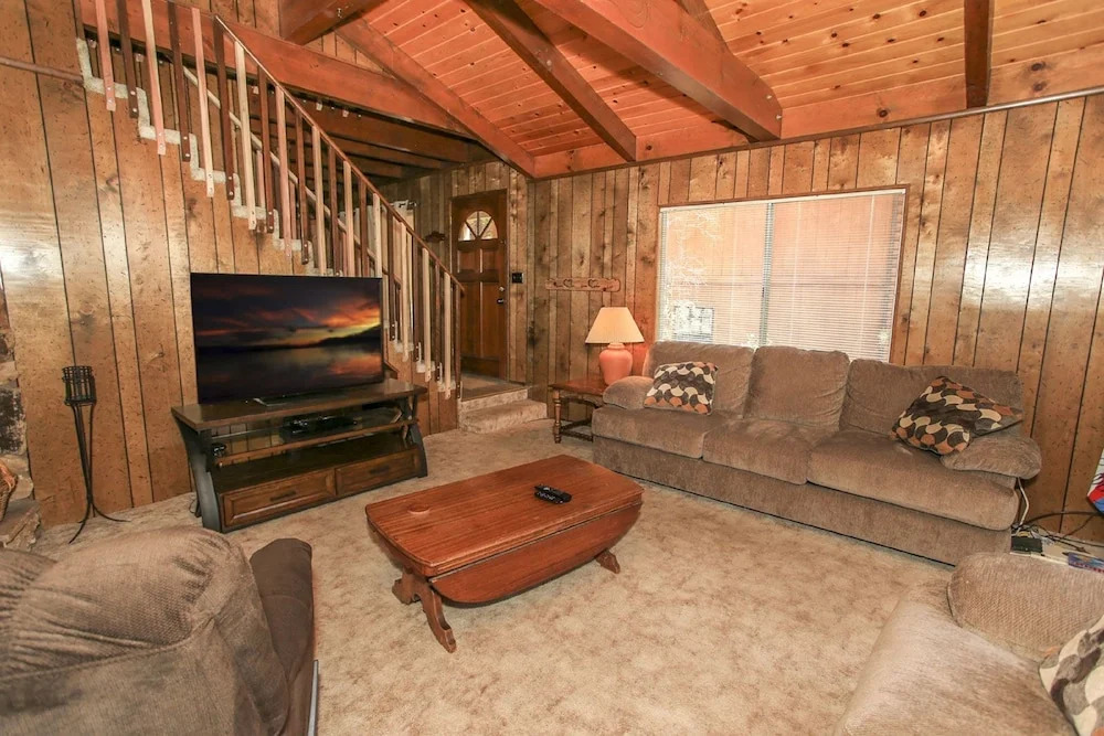 Moonridge Sunset Retreat