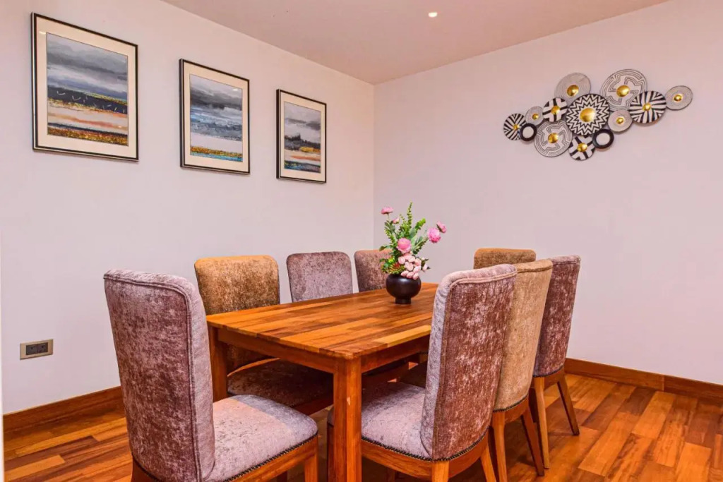 Broadwalk Residency