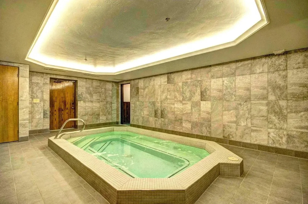 Park Station Luxury Retreat