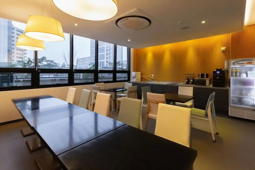 Brown Dot Hotel Gyeongju