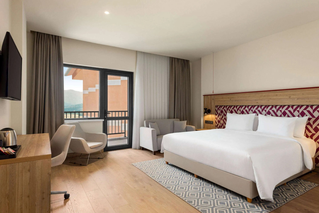 Отель Ramada Encore by Wyndham Zomin