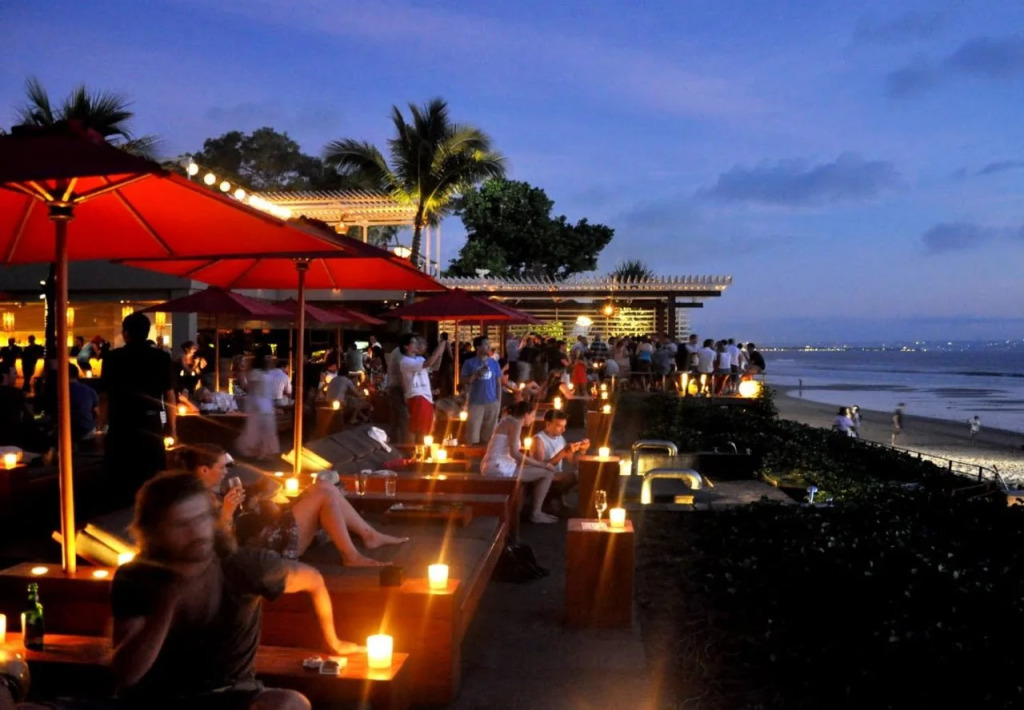 Sandat Hotel Legian