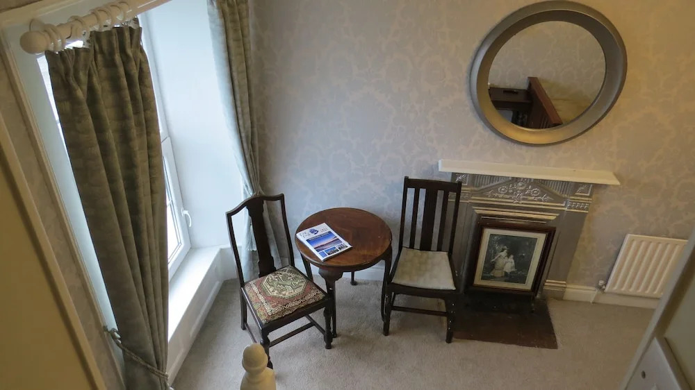 Devonview House