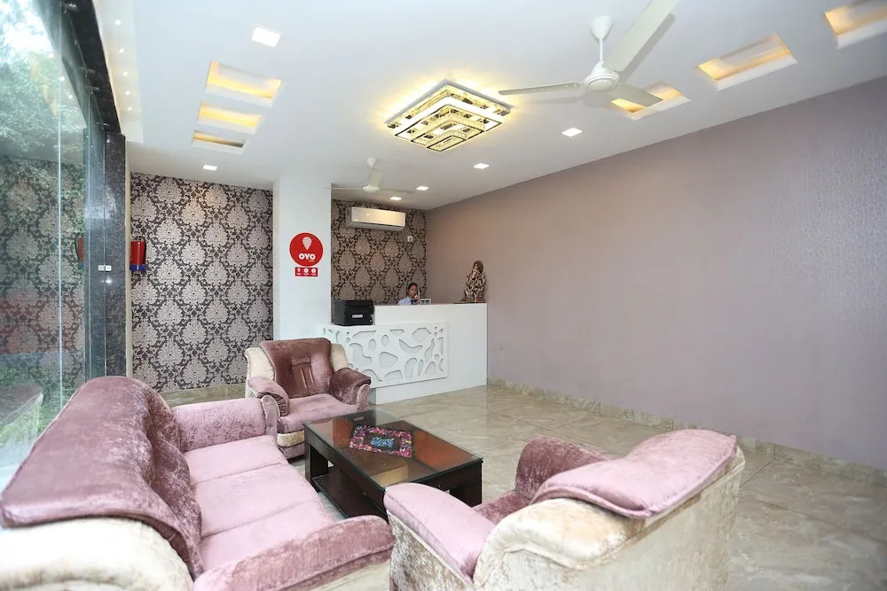 OYO 9667 Sashtrdhara Road
