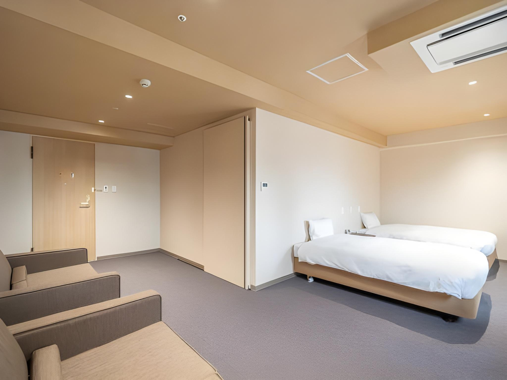 Shinsaibashi ARTY Inn