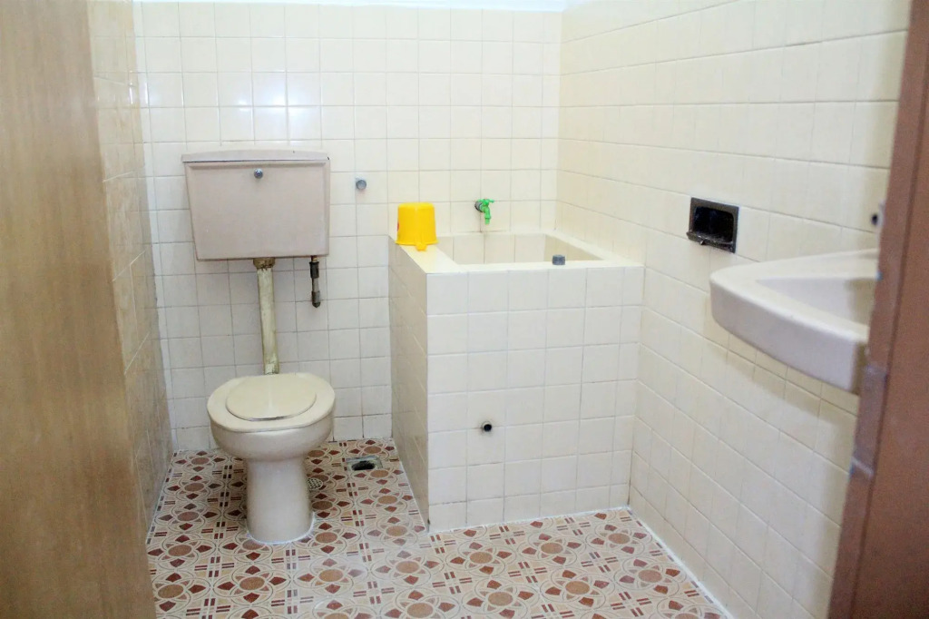 OYO 524 Makuta Hotel