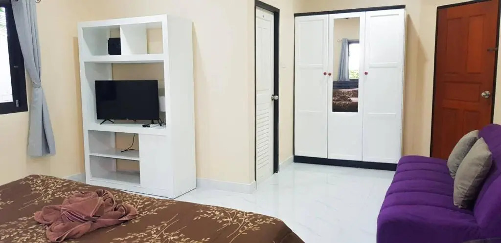 GARDEN VILLA - PATTAYA HOLIDAY HOUSE WALKING STREET 4 bedrooms