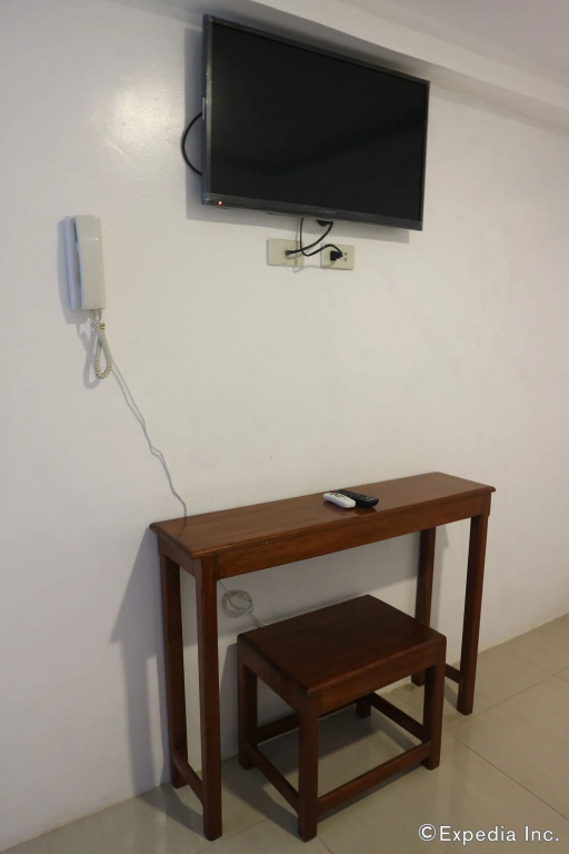 Runway Suites