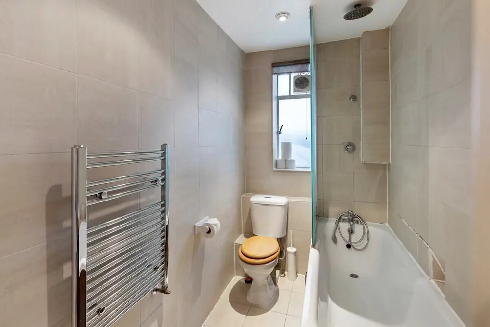 Modern & Cosy One Bedroom Apartment, Close to Tube