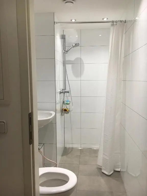 Advice & Advise Apartment