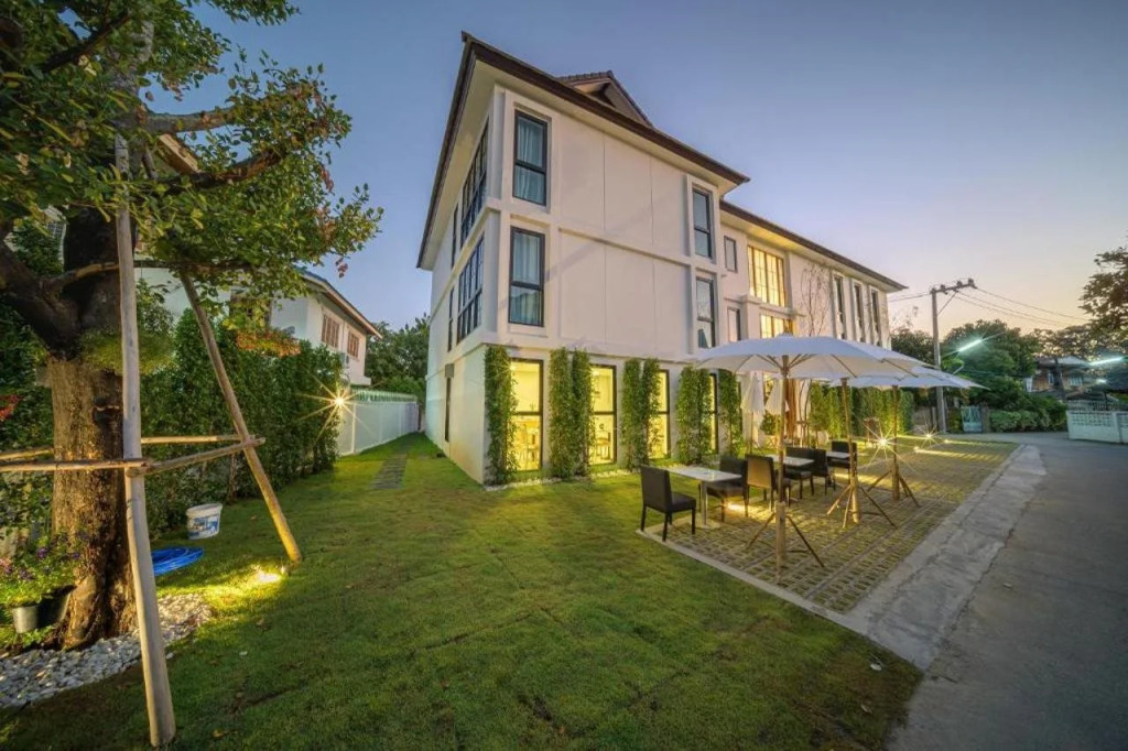 The Wing Boutique Hotel