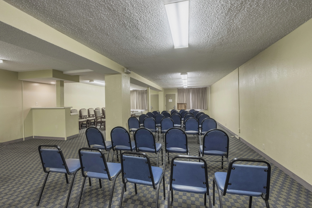 Red Roof Inn Meridian