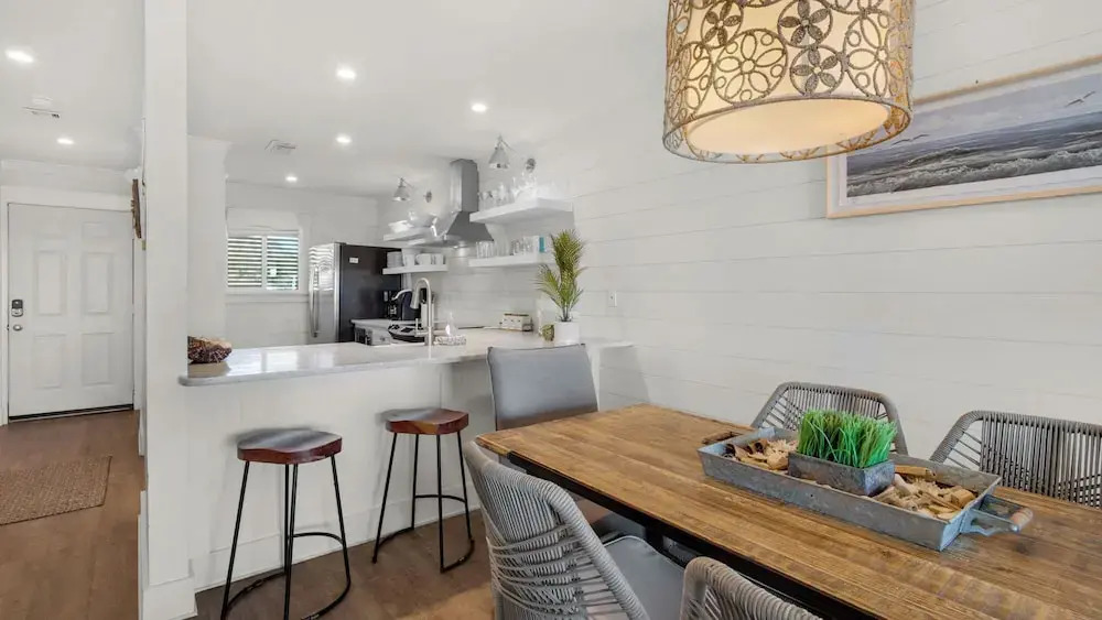 Beachfront Townhome in Seacrest + Free Tickets: Bikes, Dolphin Cruise & More!