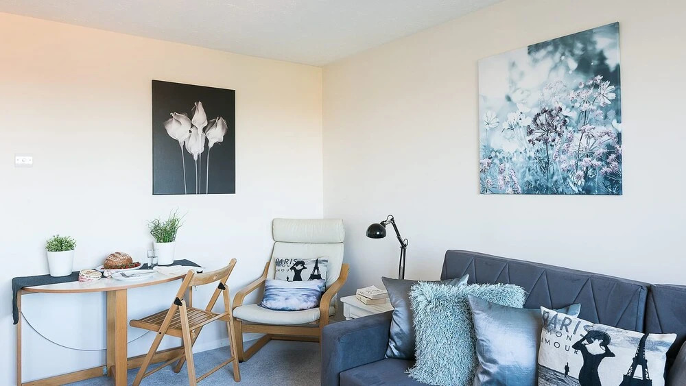 Warm and Peaceful 1BR by the water in Mudchute