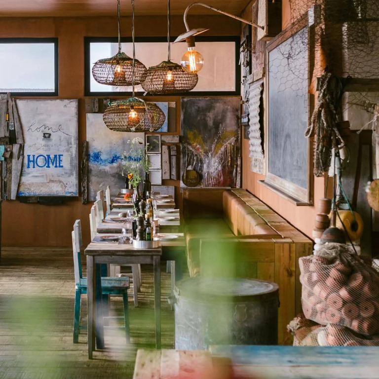 Noah Surf House Portugal