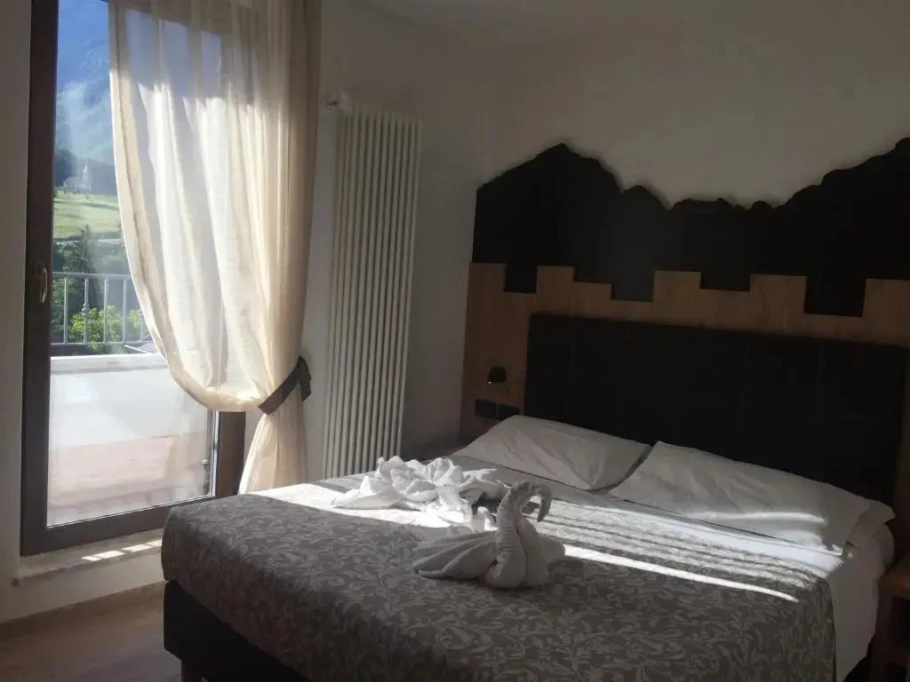 Hotel alle Rose Family inspired garden and SPA