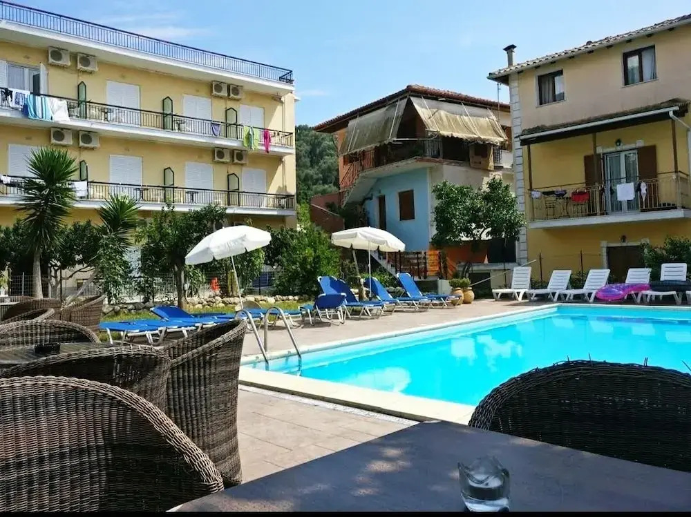 Central Hotel