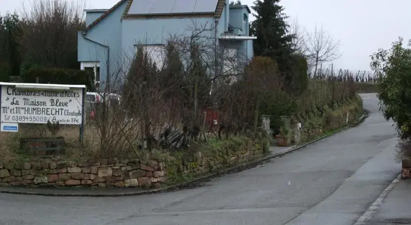 A la Maison Bleue