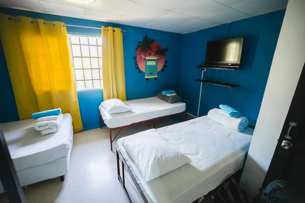 Hostel, Café & Garden Travelers