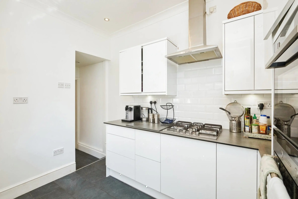 Newly Renovated 3 Bedroom House 15 Mins to Bham