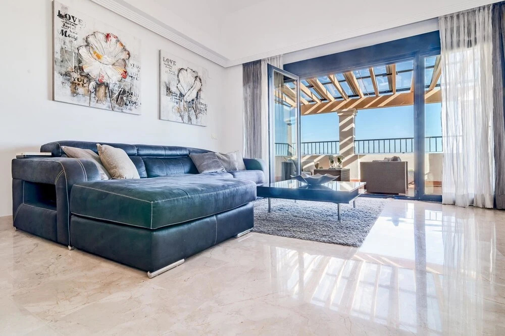 SGC-Spacious 3 bedroom penthouse in San Pedro