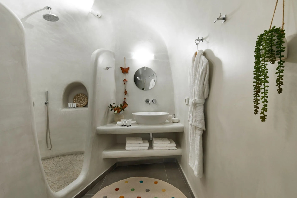 Mellow Luxury Cave