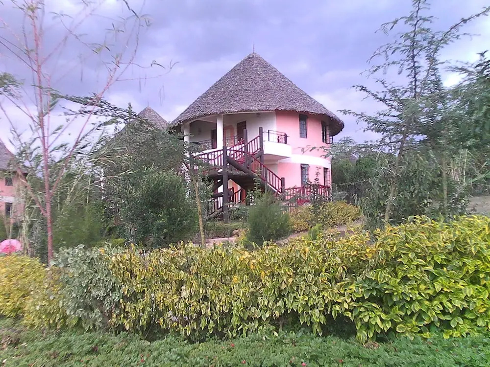 Sirville Lake Elementaita Lodge