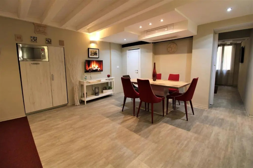 San Marco Fenice 3bdr 2bth apartment (M0270424989)