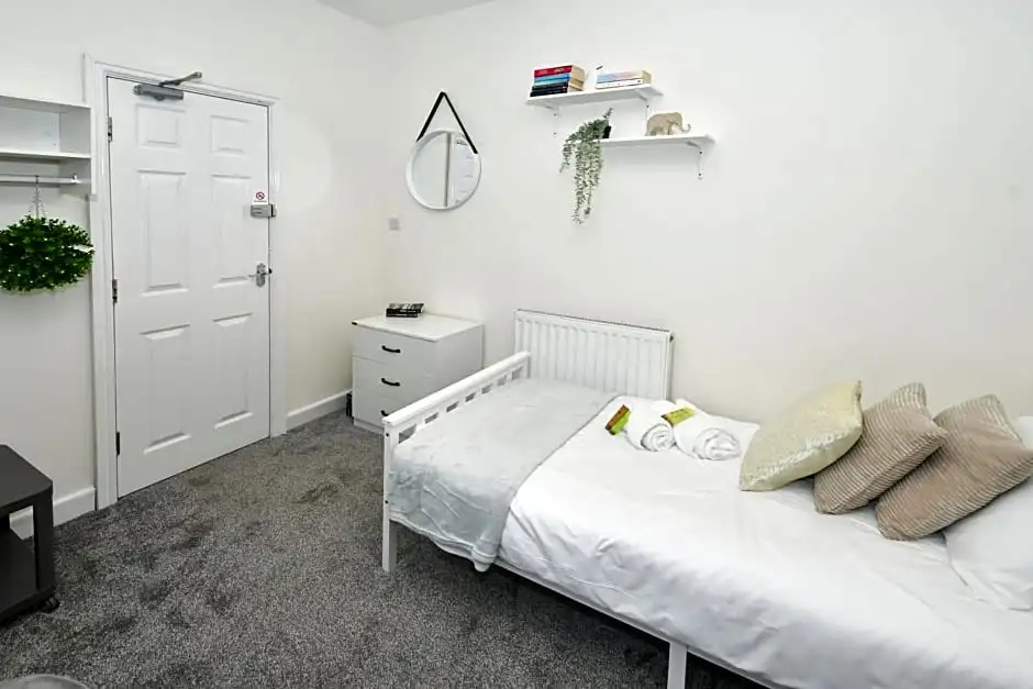 Townhouse @ Hall O Shaw Street Crewe