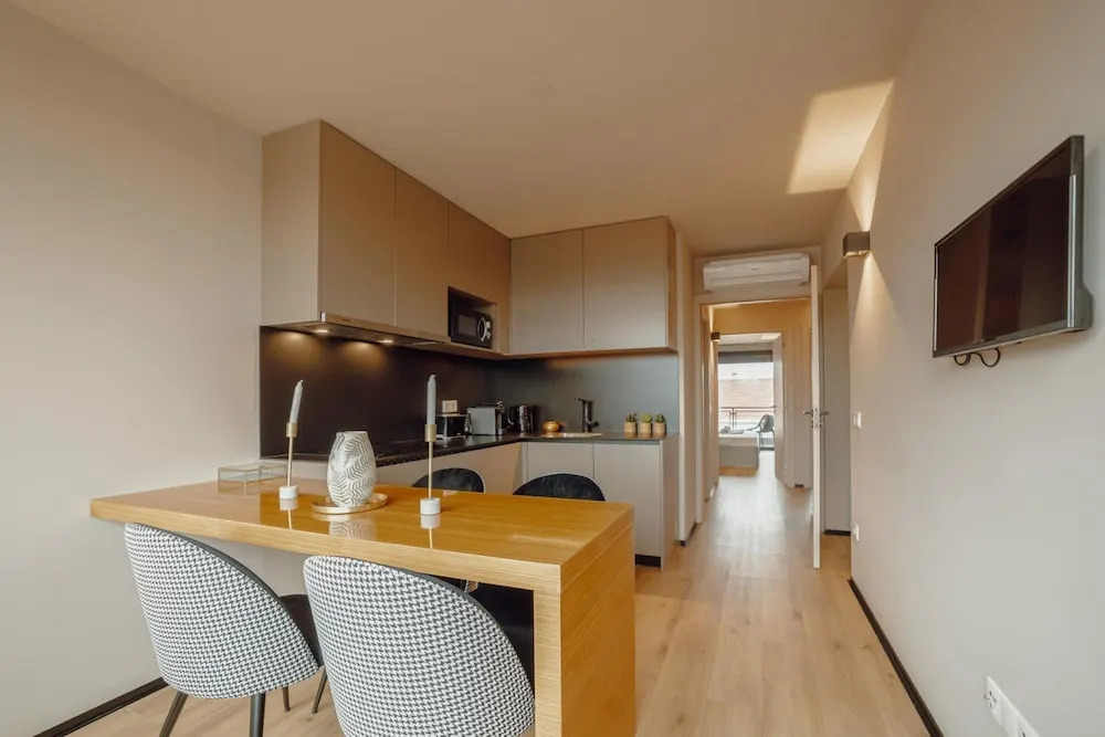 City Center Premium Apartment by Vacationy